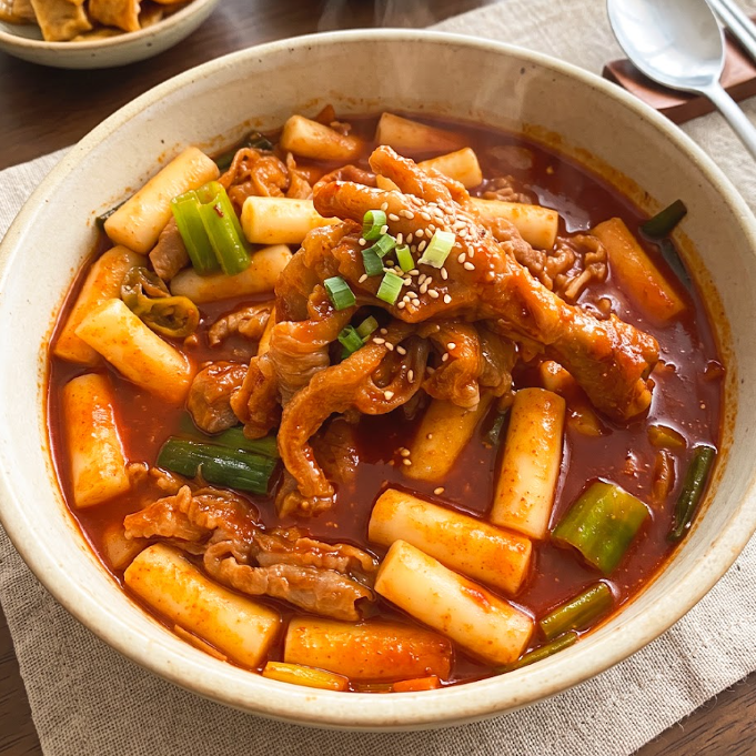 [깜짝특가 11,900원] 매콤쫀득 무뼈닭발 장인 떡볶이 650g
